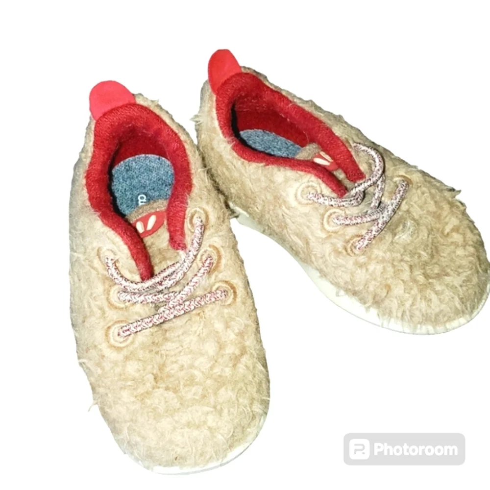 🔥Allbirds Smallbirds‎ ZQ Merino-Wool Biege Slip On Runners Size T6